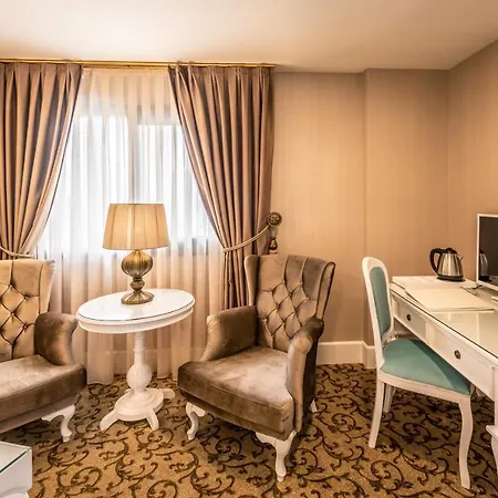 Vuni Palace Premium & & Casino Beachfront Location ! 5* Kyrenia (Northern Cyprus)